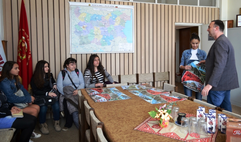 Наградени бяха участниците в конкурс за Деня на Тракия