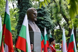 Възстановен е паметникът на Слав Мерджанов