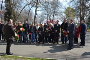 Тракийци празнуваха с президента Първанов