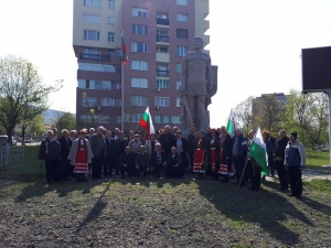 Тракийците от цяла България честваха в Момчилград 90-годишния юбилей на ТД ”Момчил юнак”